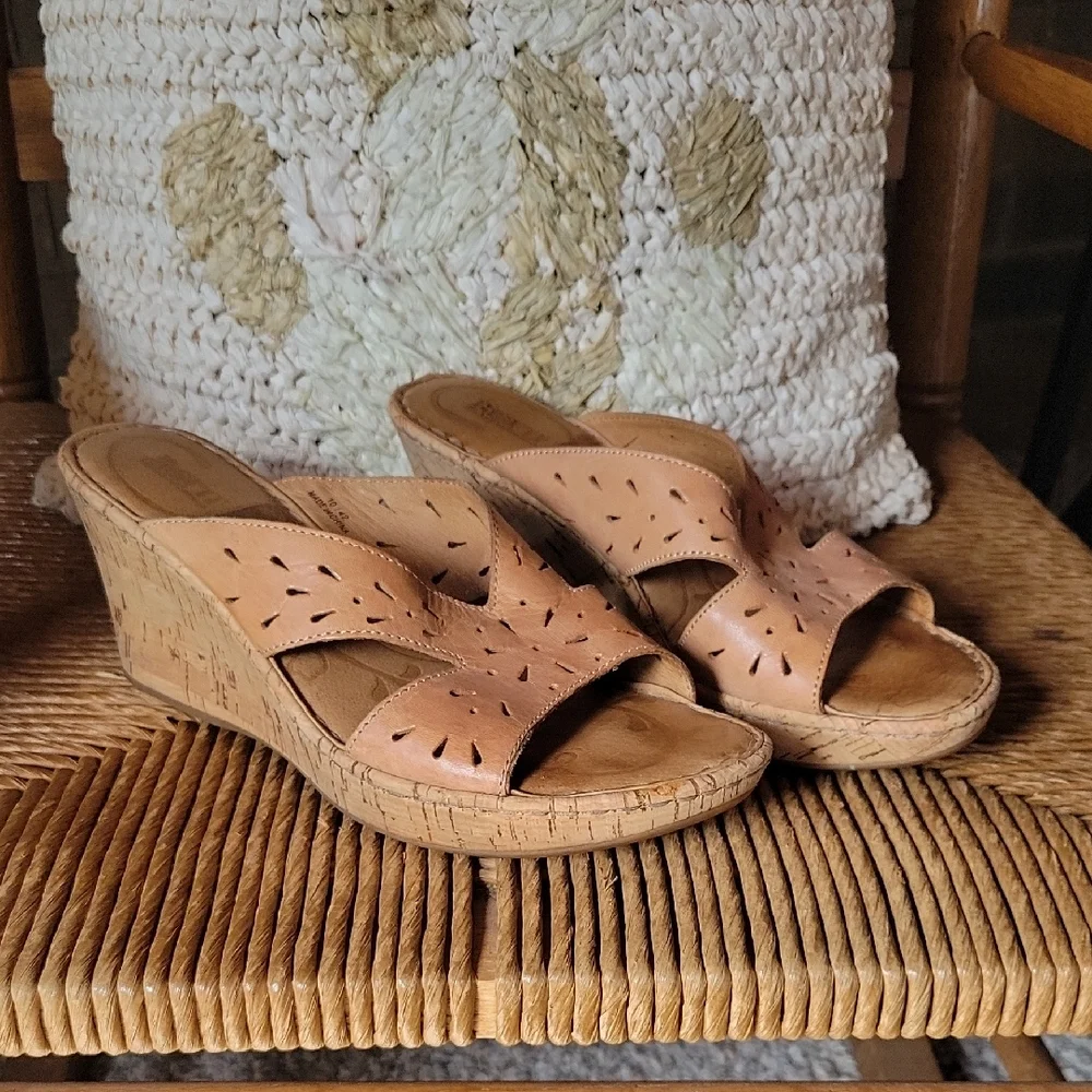 Born, open toe, perforated platform wedges, tan, size 10